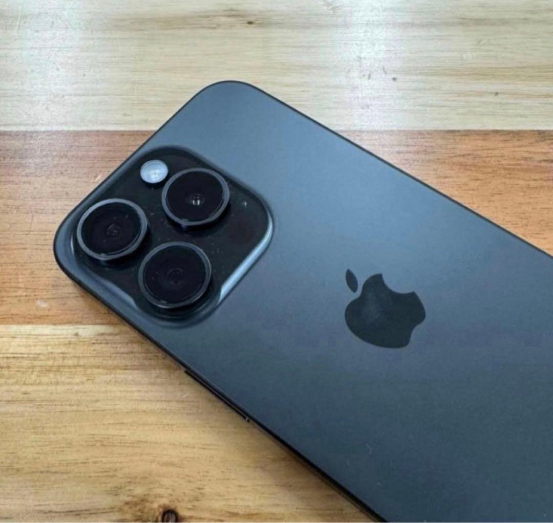 美品　iPhone 15 Pro｜128gb｜SIMフリー