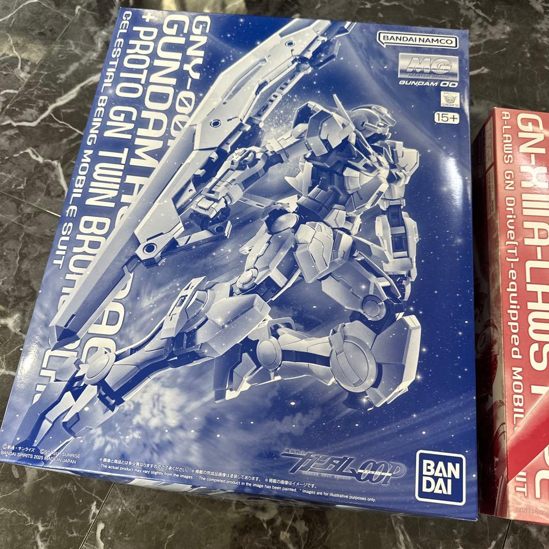 ガンダムOO アストレア＋プロトGNツインブロードブレイド、ジンスクⅢのセット