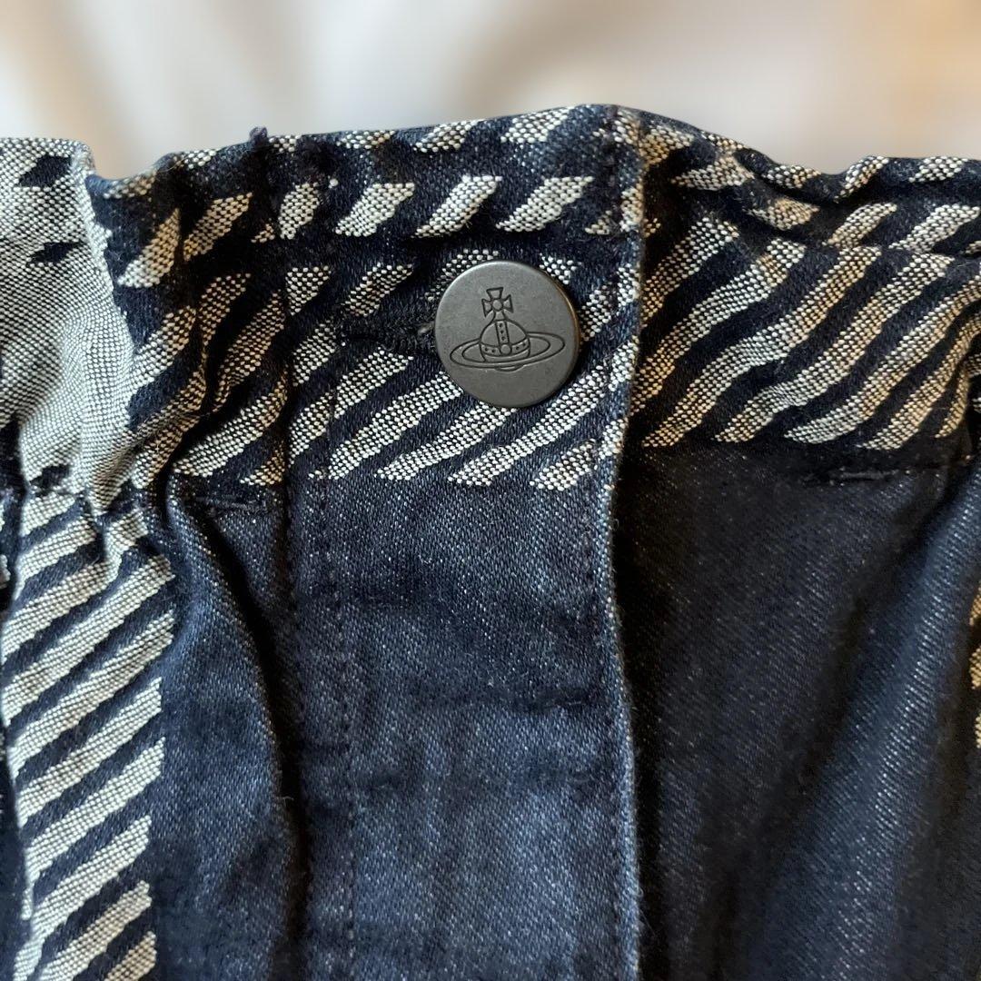 未使用タグ付きヴィヴィアンウエストウッド スカート