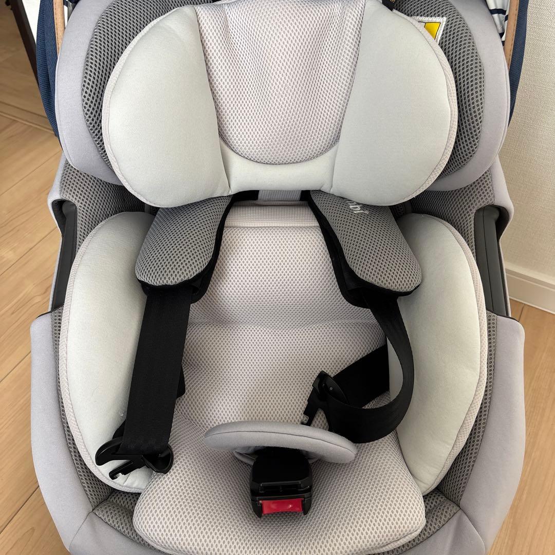 【美品】Combi THE S チャイルドシート ISOFIX エッグショック