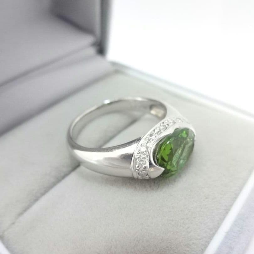 【Lucky様】トルマリン　ダイヤモンド　リング　1.91/0.12ctプラチナ