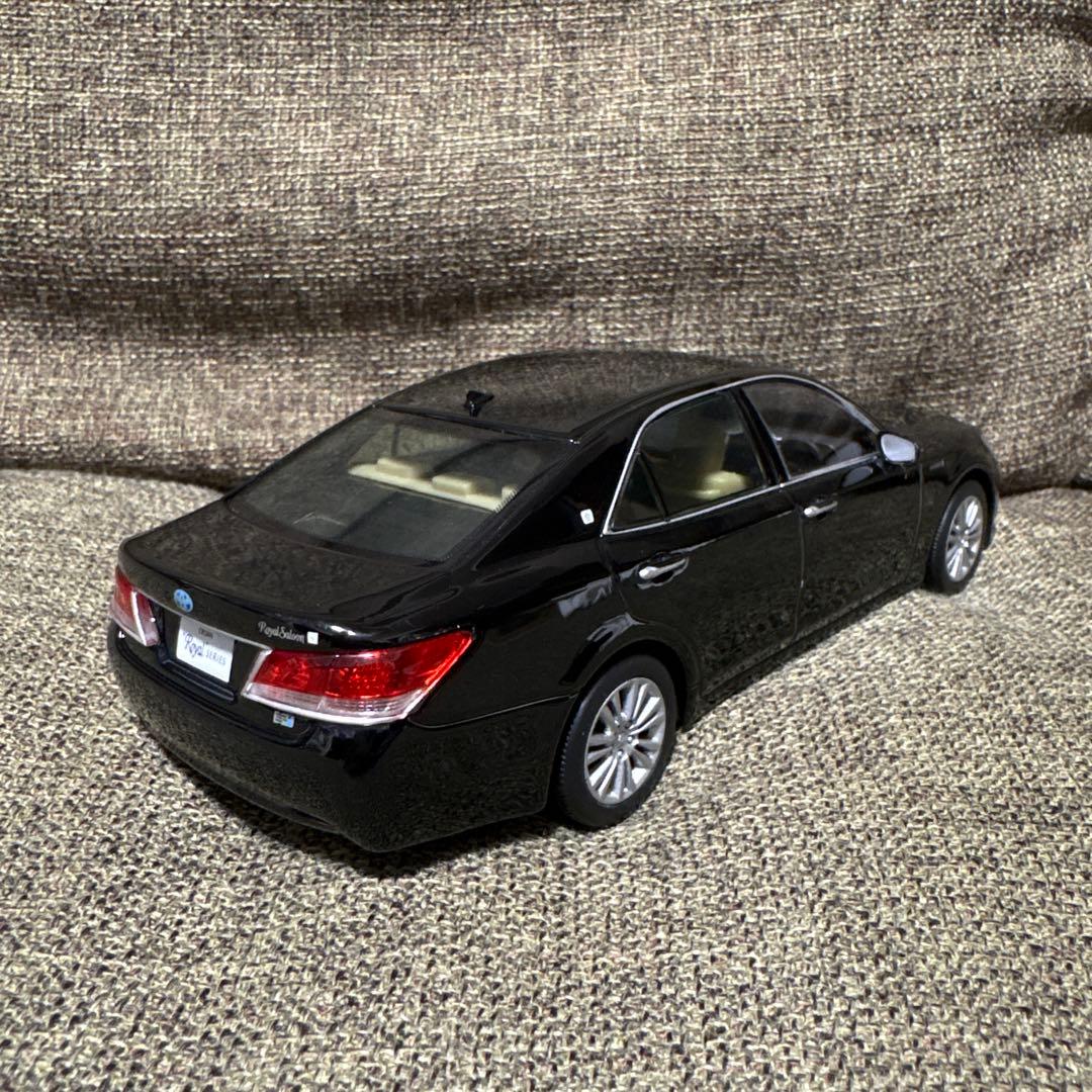 1/30 トヨタ クラウン ロイヤルサルーン カラーサンプル 非売品