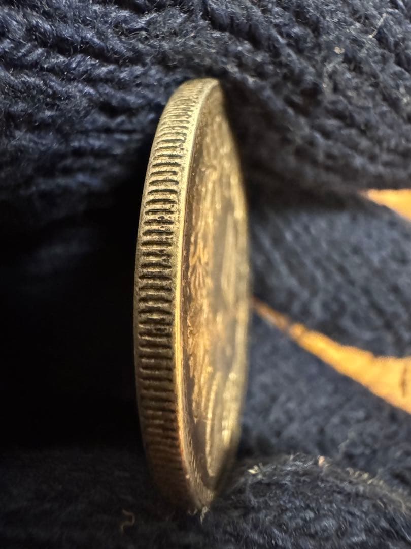 ★本物保証　新1円銀貨 明治45年　トーン　一円　一圓