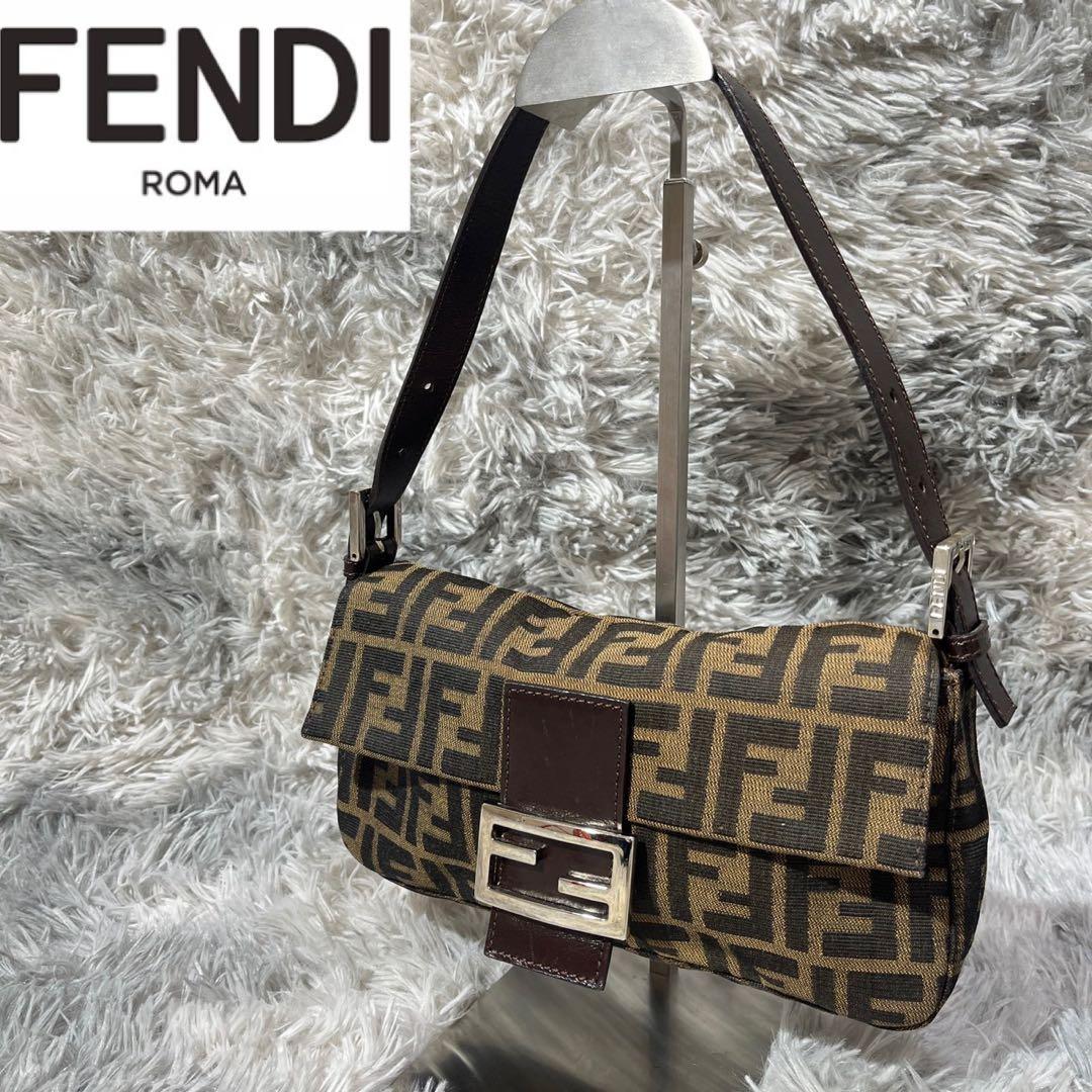 値下げ不可　フェンディ　FENDI　ハンドバッグ　総柄　FF柄　マンマバケット