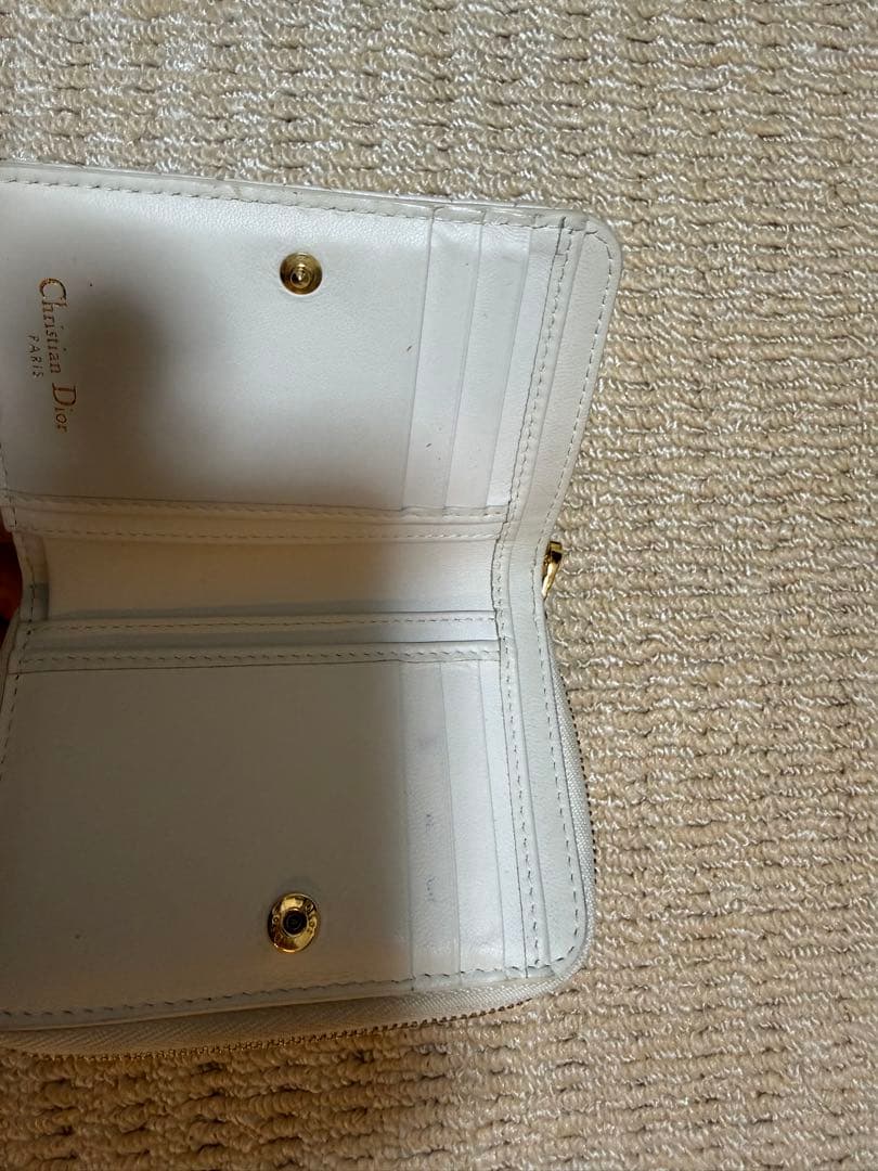 Dior 二つ折り財布 ホワイト キルティング