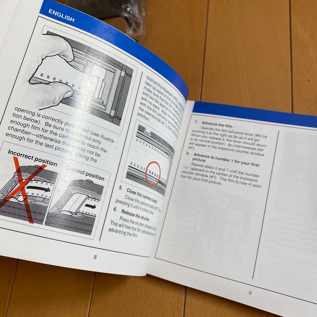 Nishika N8000 35mm 3Dカメラ中古品 ＆ 専用ストロボ未使用品