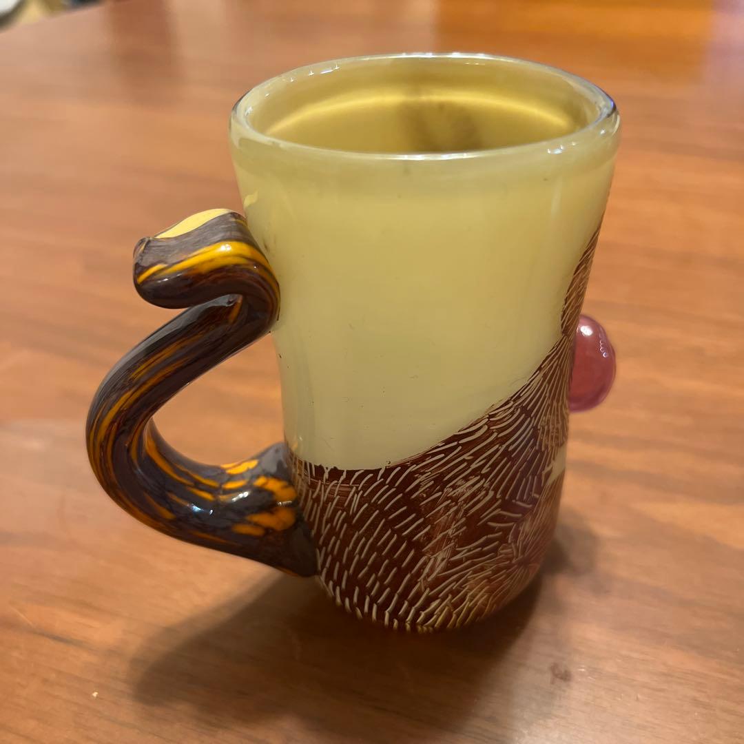 土井朋子さん　リス形ガラス製マグカップ