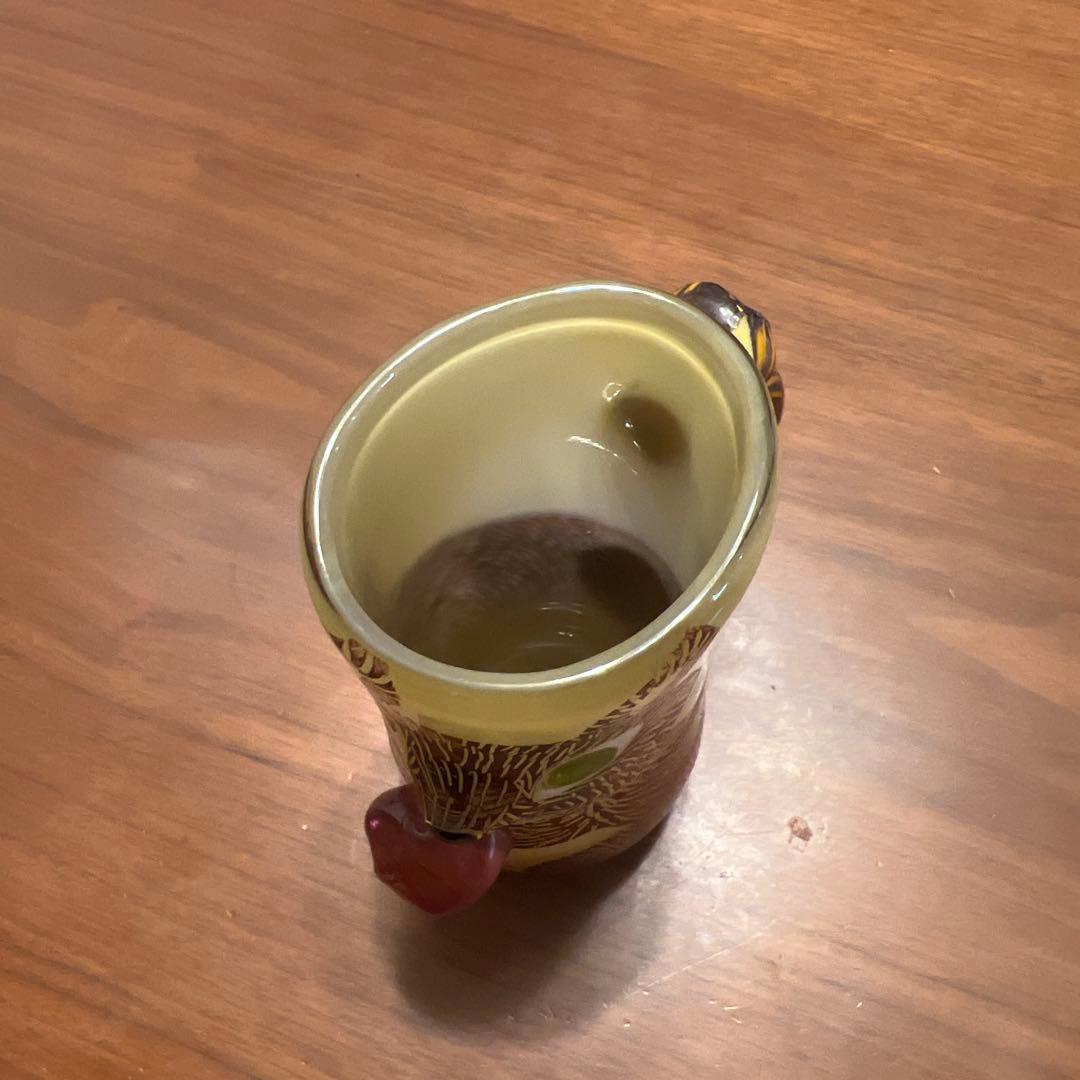 土井朋子さん　リス形ガラス製マグカップ