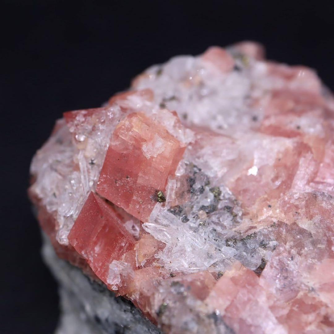 ロードクロサイト インカローズ 菱マンガン鉱 RDCT023 鉱物　原石　天然石