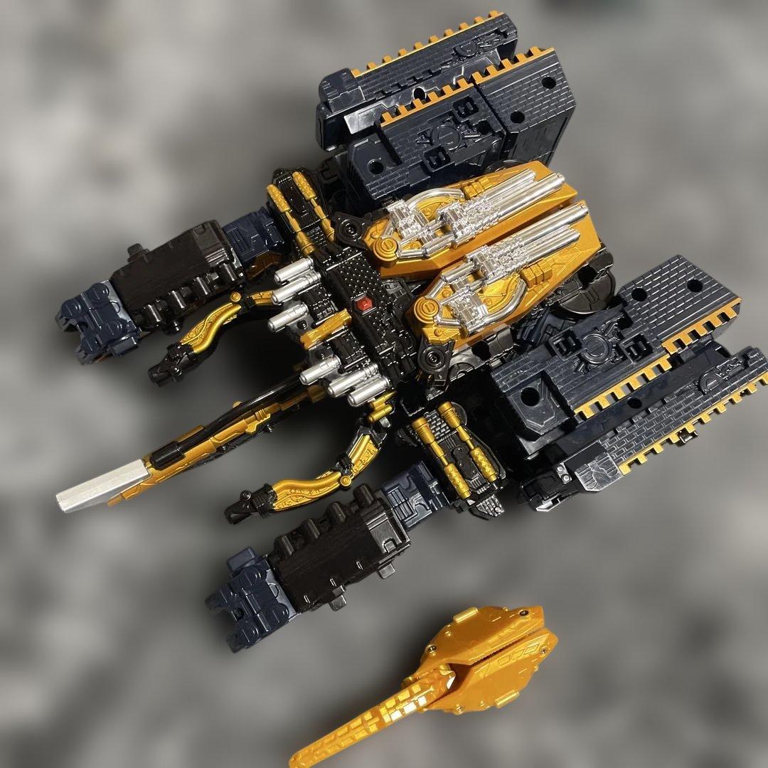 DXキングコーカサスカブト ガーディアンウエポンヘラクレスアックスセット