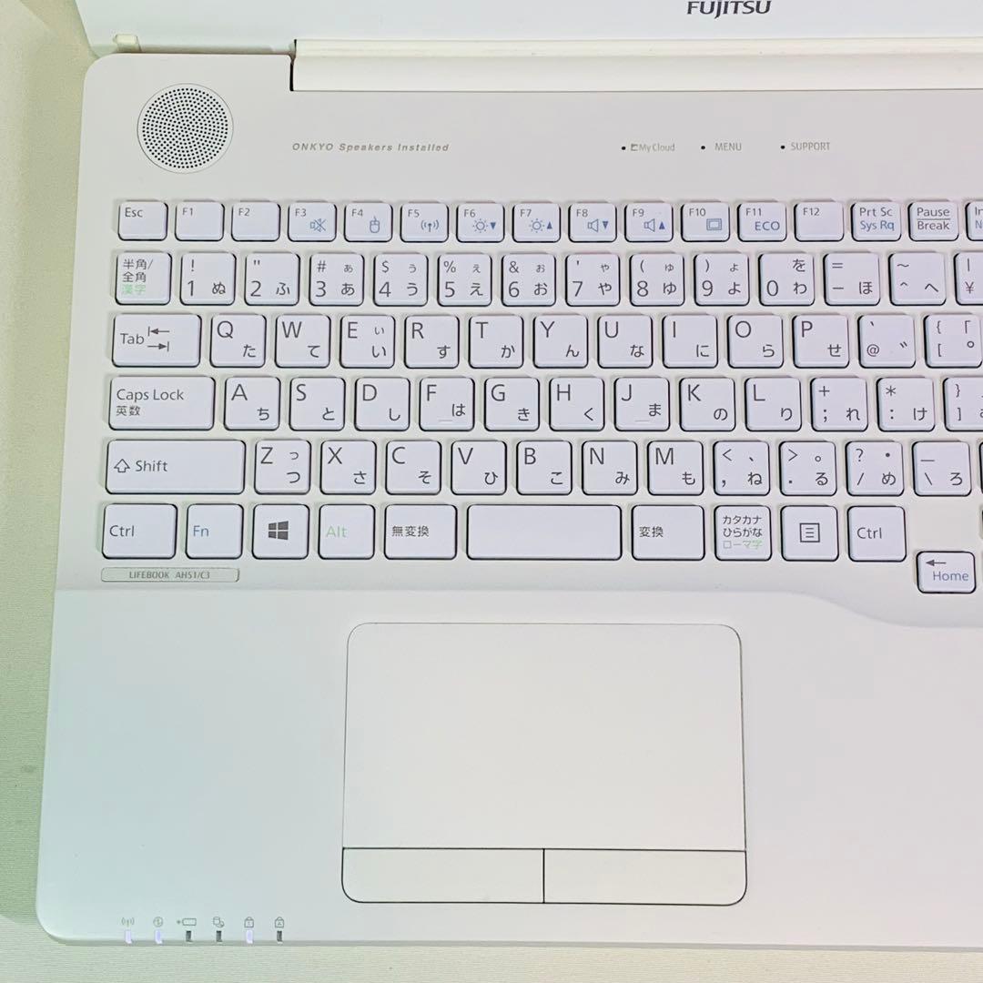 Core i7✨SSD1TB✨32GB✨カメラ✨ホワイト✨富士通✨ノートパソコン