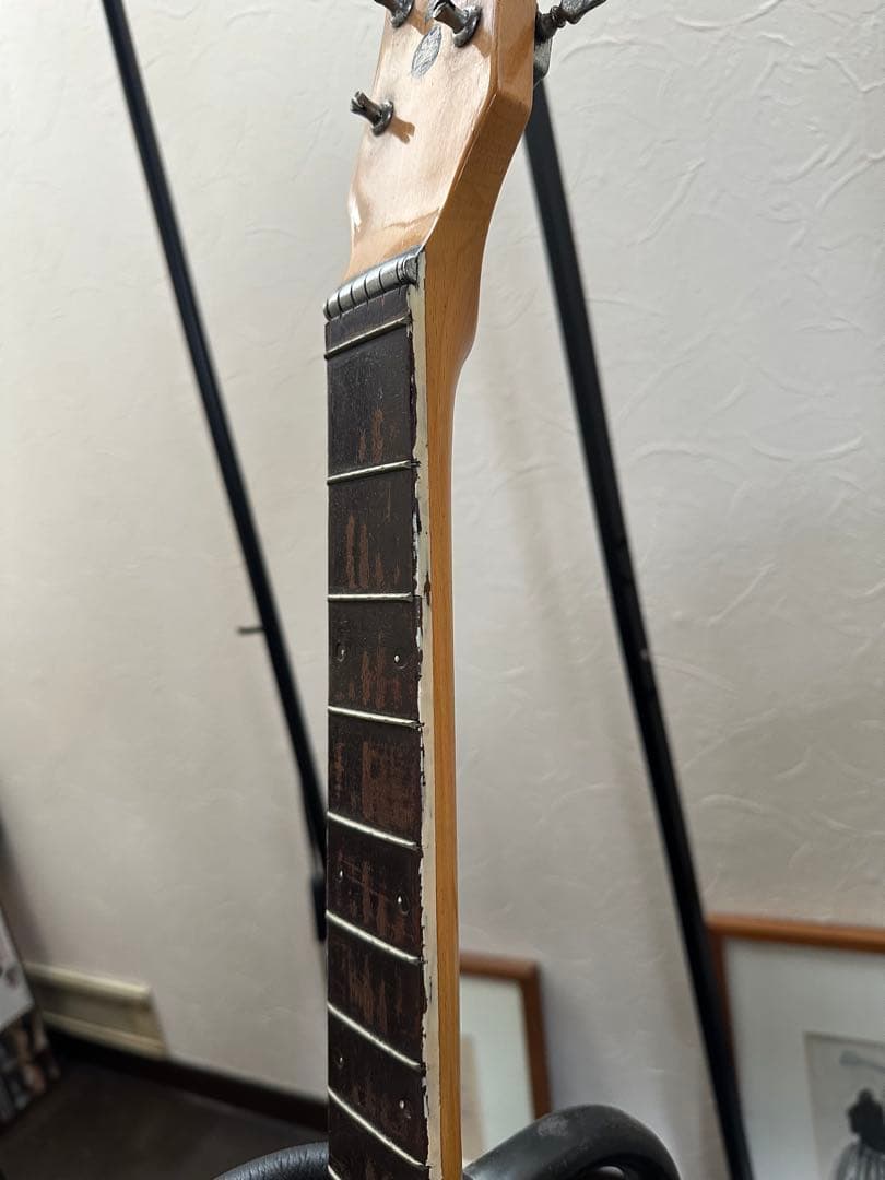 Moralesエレキギター VIBRA MATIC モズライトモデル