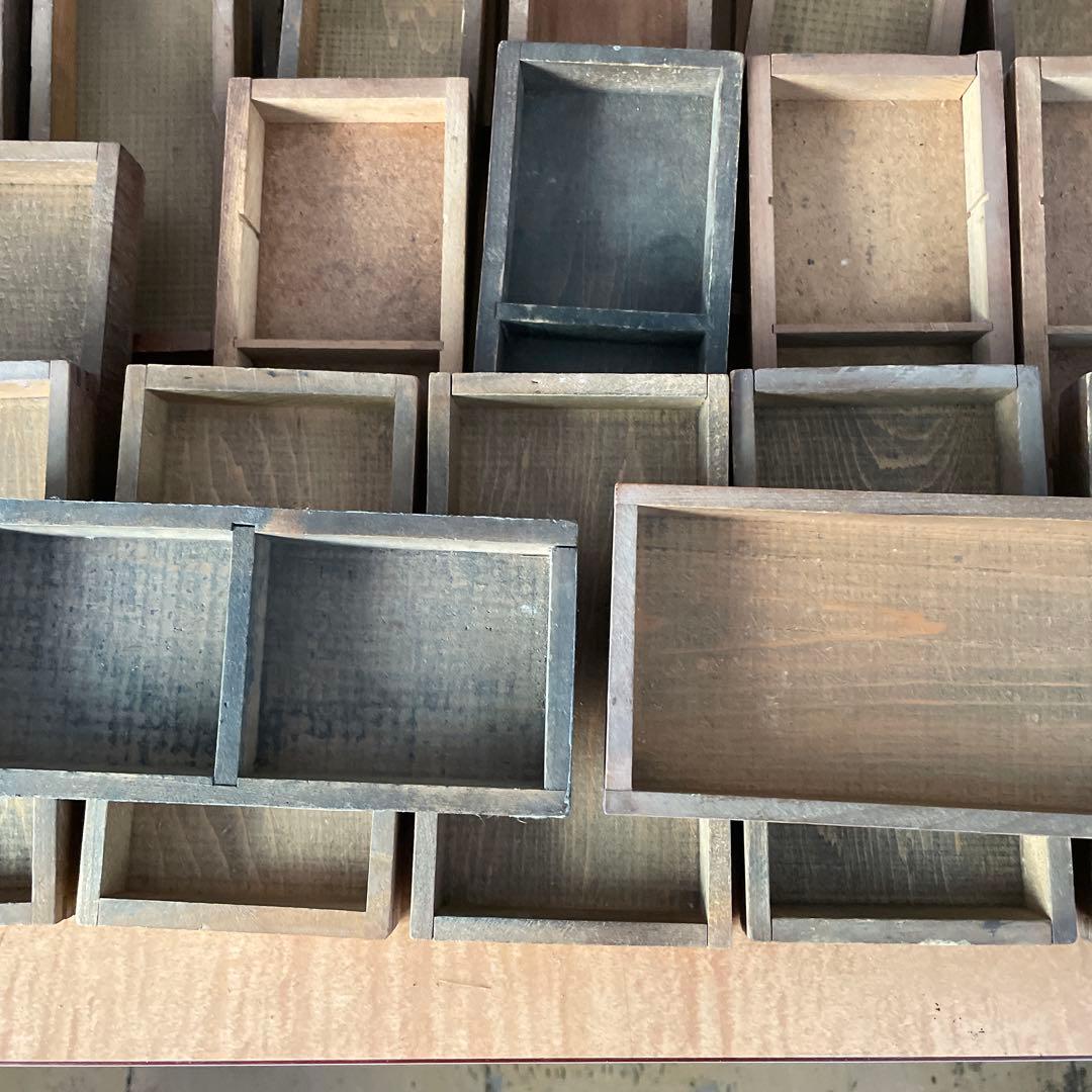 B40-5/活版印刷所で使われていた小箱（文選箱）3種40枚【古道具】