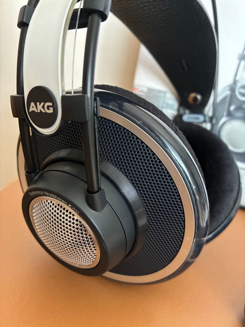 専用AKG K702-Y3 モニター ヘッドホン 25年8月購入ヒビノオンライン