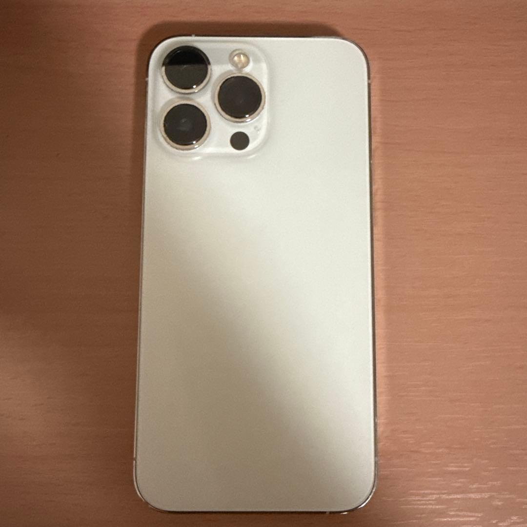 【み☆mii】iPhone 13 Pro 本体 シルバー