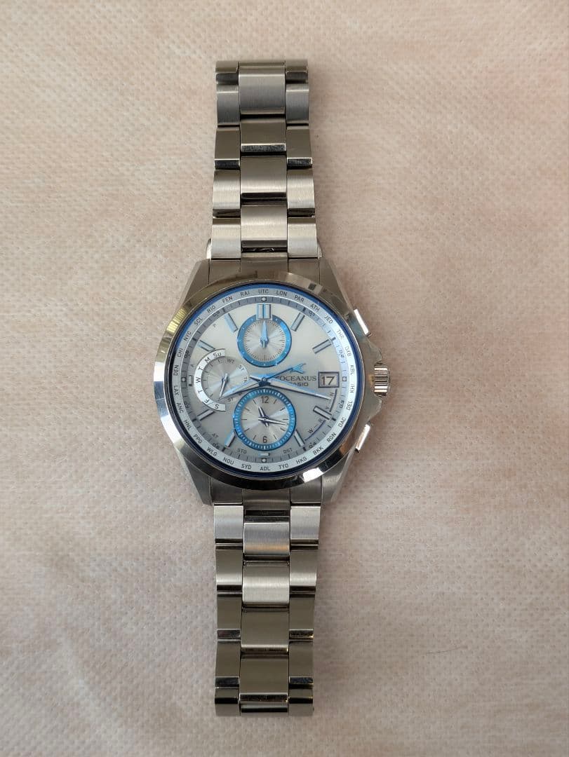 【美品】カシオ オシアナス OCW-T2600-2AJF 電波ソーラー チタン