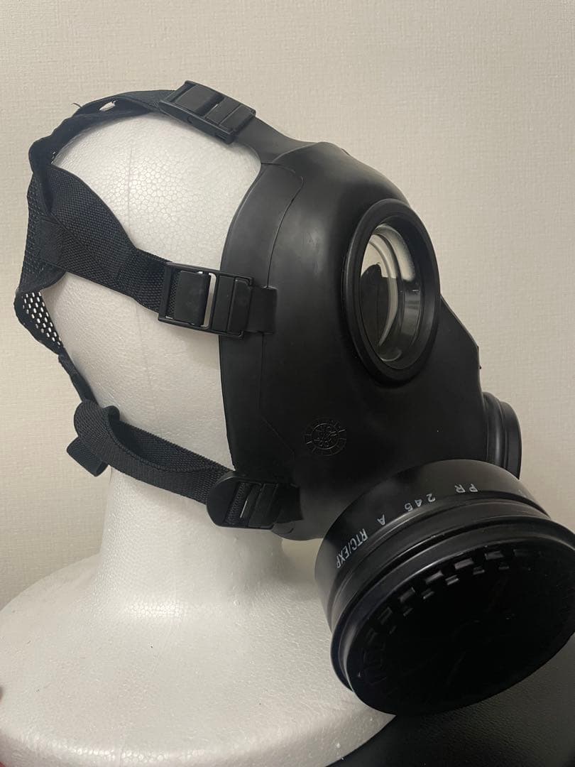 ガスマスク FM12(実物)