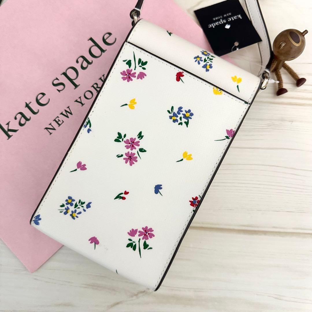 新品タグ付き ケイトスペード スマホショルダー 花柄 白 クロスボディ