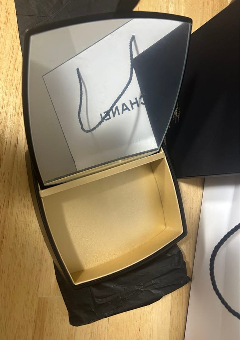 シャネル　SUBLIMAGE レア　ミラー付きジュエリーボックス　メイクボックス