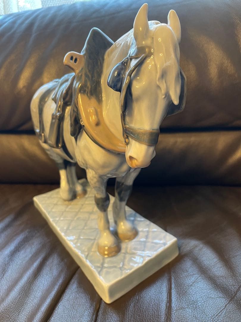 希少品　ロイヤルコペンハーゲン　馬の置物