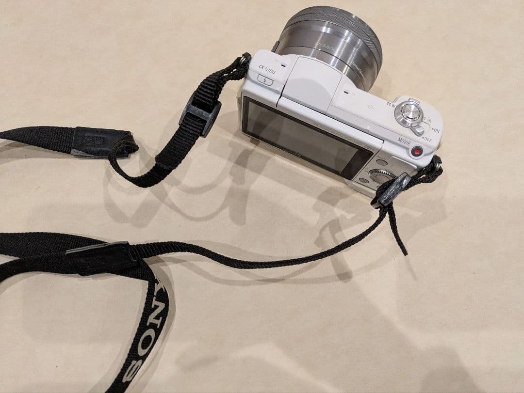 【ソニー SONY α5100 一眼レフセット(レンズ+１)】