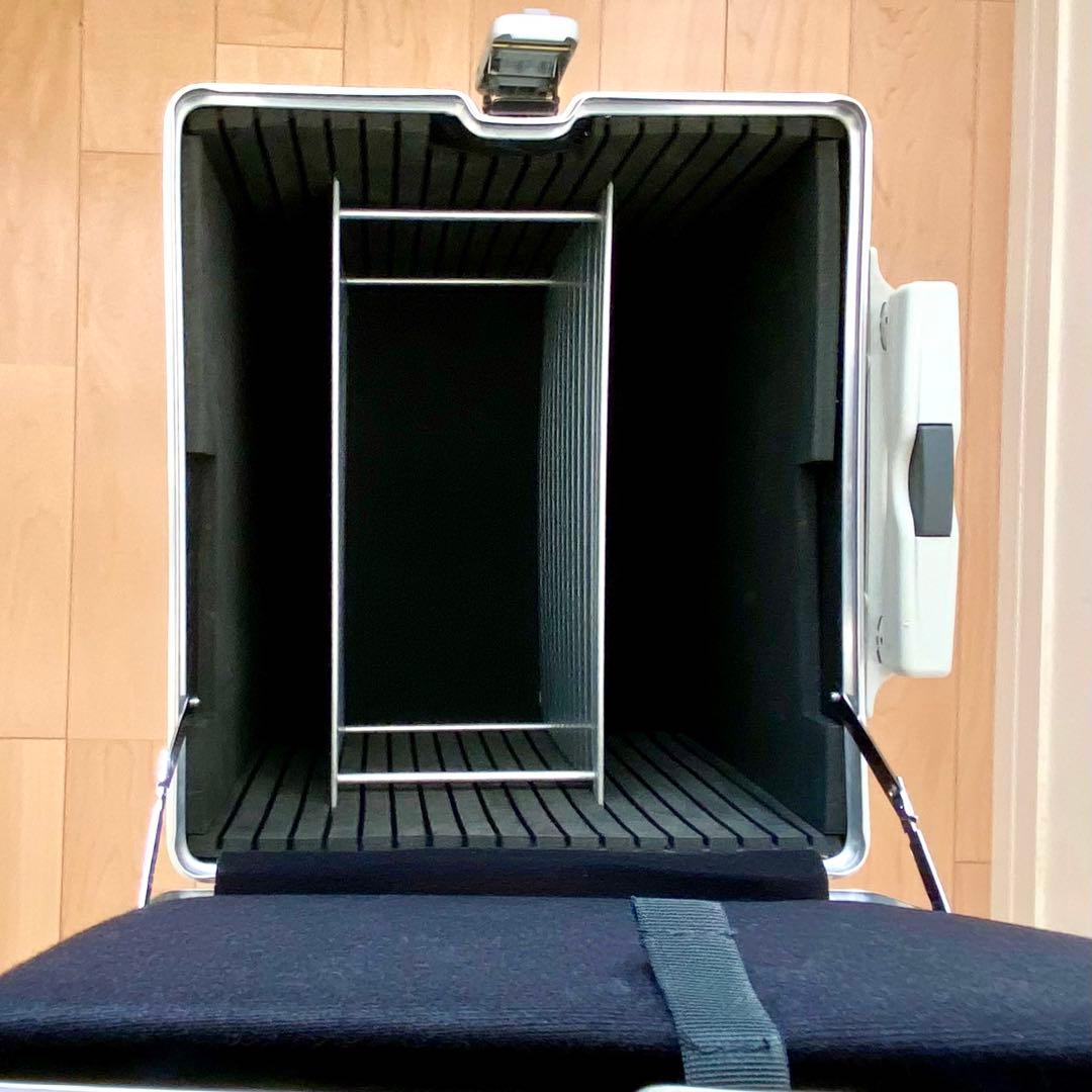 奇跡の【未使用品】 IBM × RIMOWA トパーズ965.19