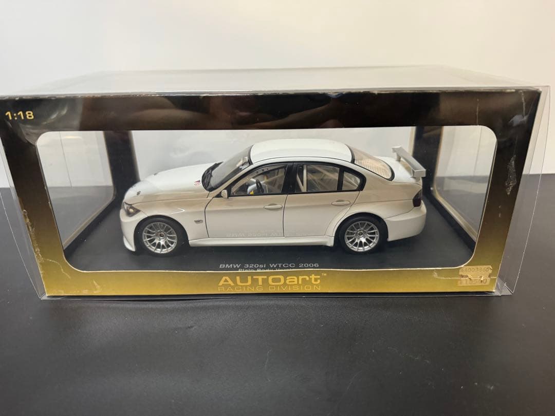 BMW 320si WTCC 2006 AUTOart ミニカー