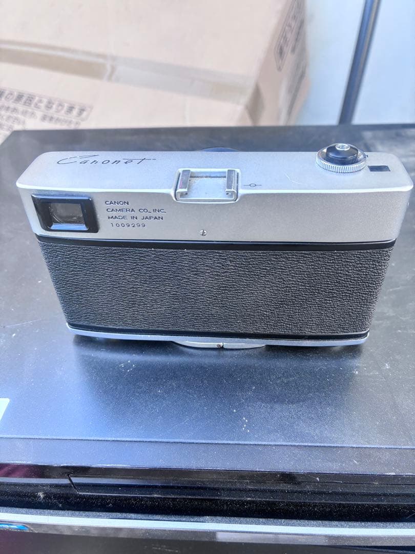 Canon製のレンジファインダーカメラ
