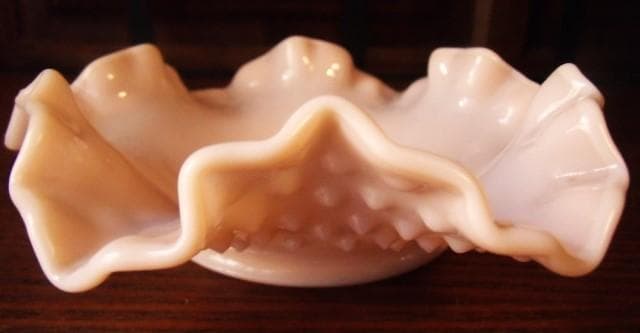 アメリカ製　フェントン社　ホブネイルガラスナッピーボウル　レアカラー