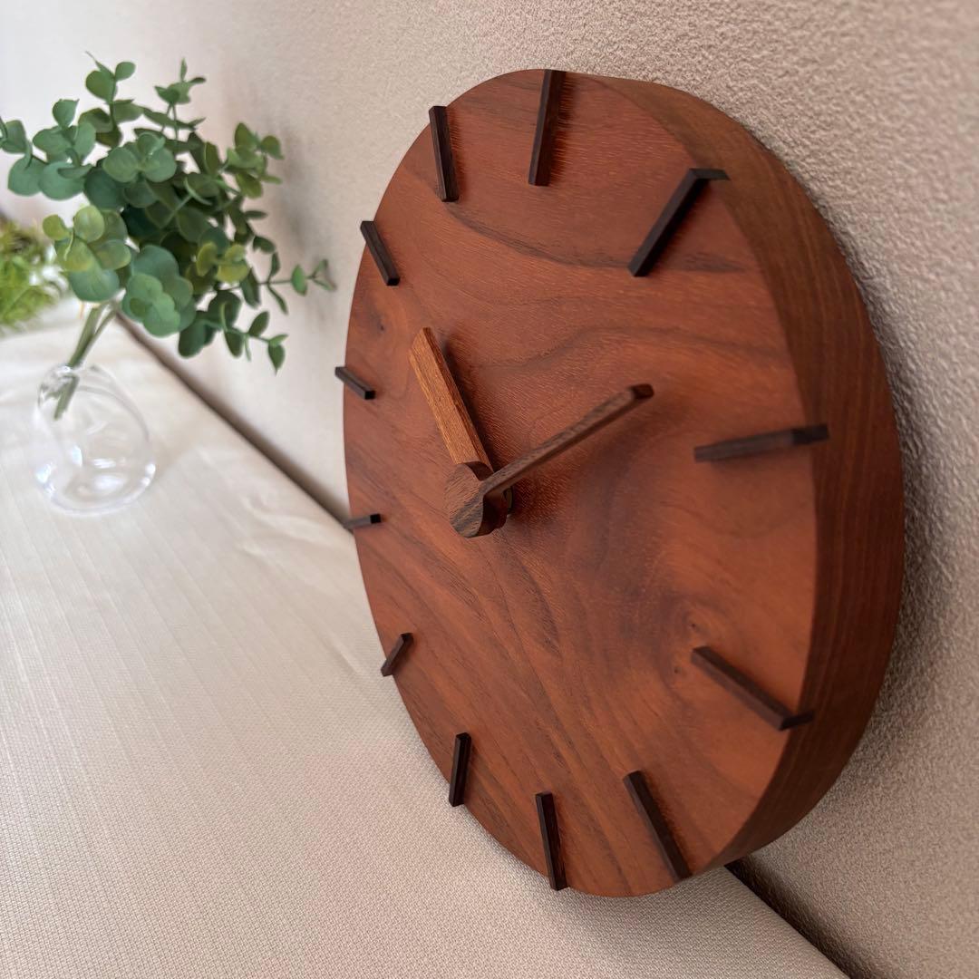 ボー・デコール 木の掛け時計 クルミ 無垢 ウォールクロック 北欧