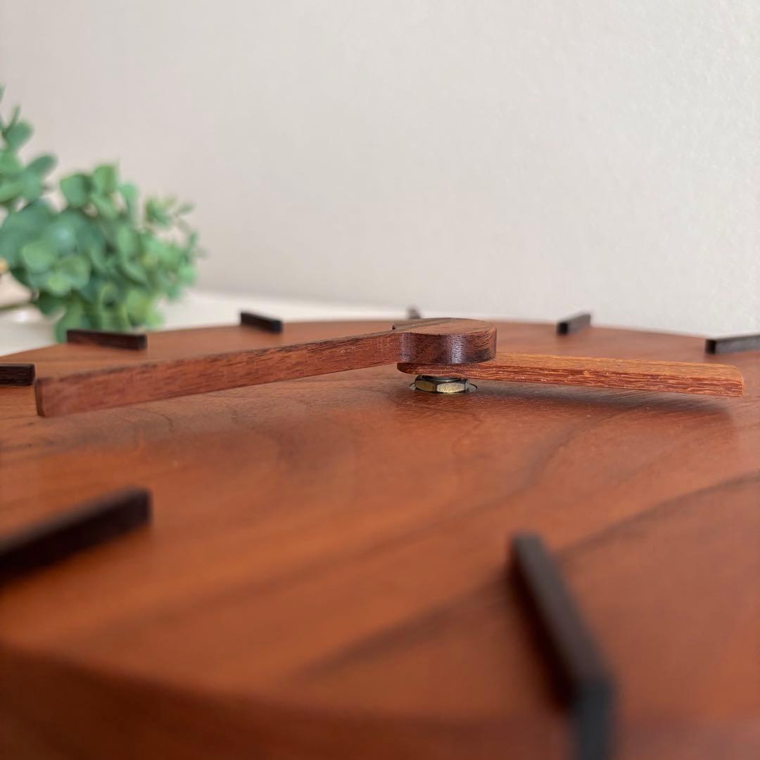 ボー・デコール 木の掛け時計 クルミ 無垢 ウォールクロック 北欧