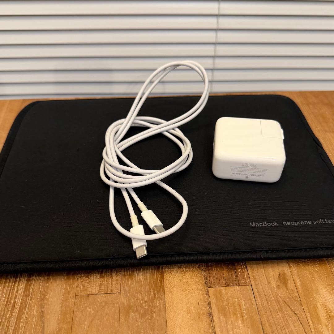 MacBook本体 MacBook (Retina,12-inch,Early2016)