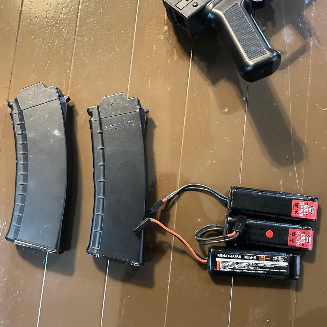 東京マルイ　次世代電動ガン　AK102 ストック爪破損