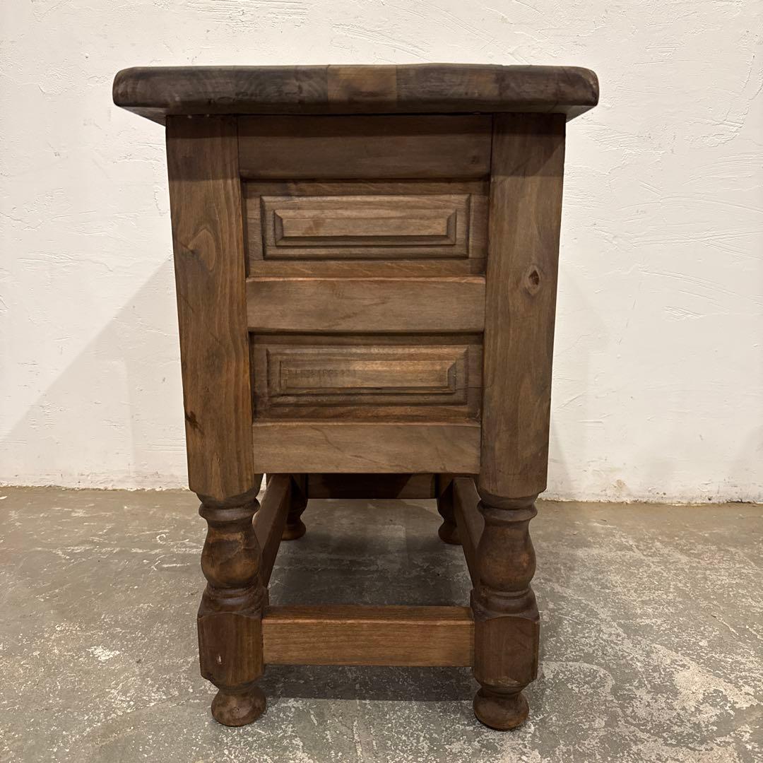 ヴィンテージ　木製サイドテーブル　2段引き出し付き