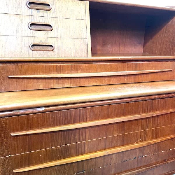 HY北欧ビンテージ家具　ライティングビューロー　チェストドレッサー　タンス