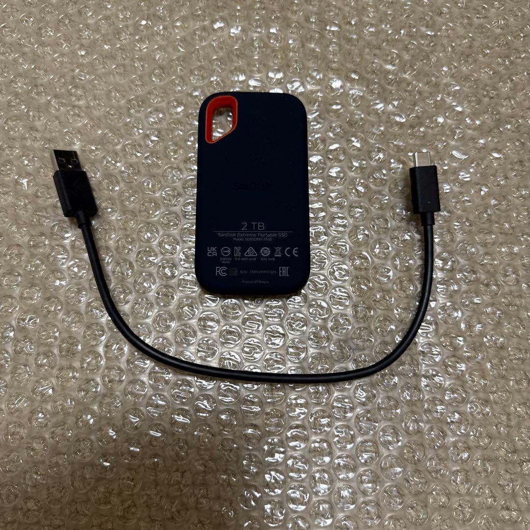 SanDisk ポータブルSSD 2TB SDSSDE61-2T00