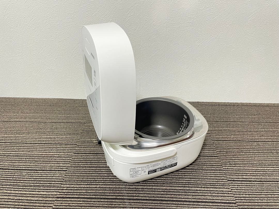 東芝　RC-10VSP 真空圧力IH ホワイトデジタル炊飯器