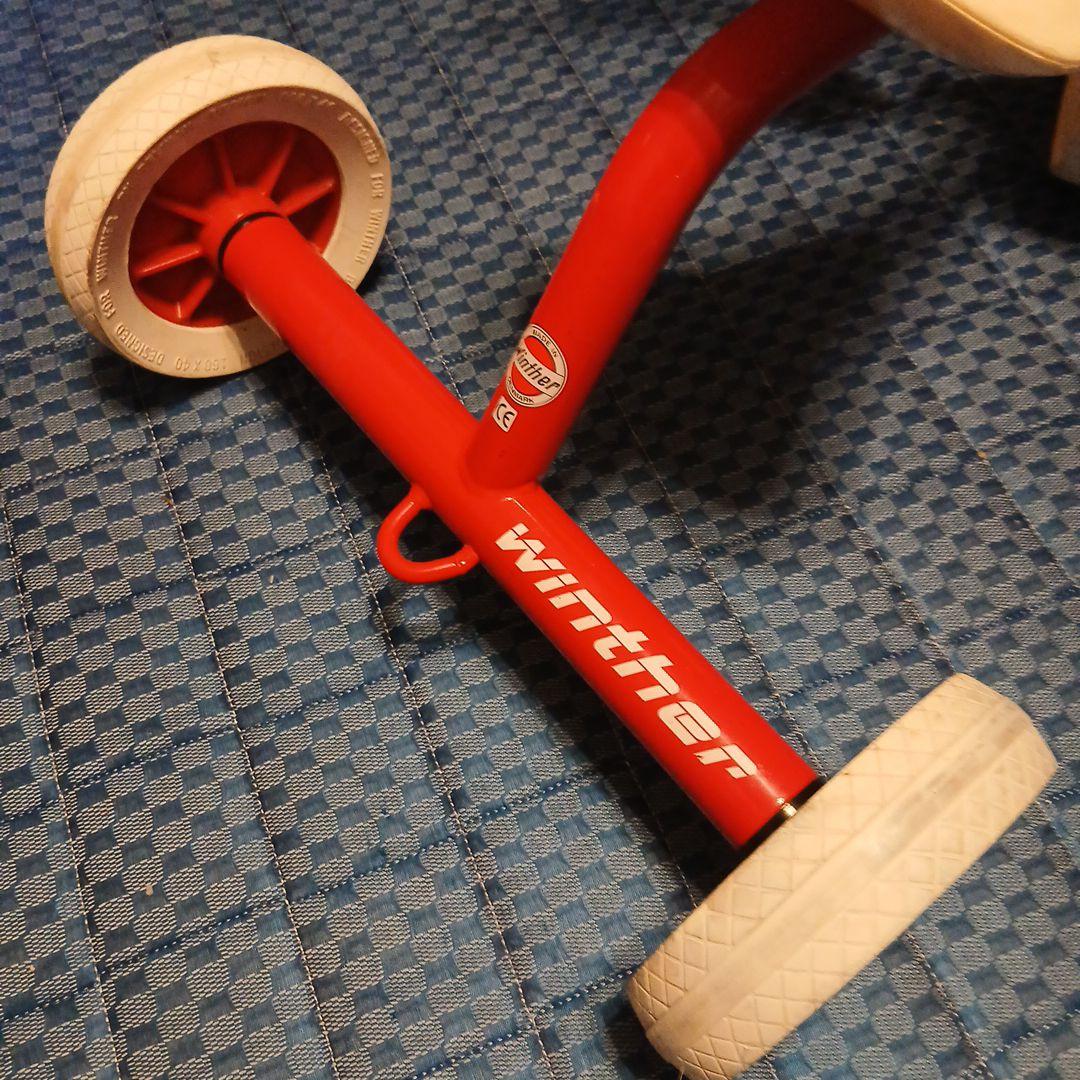 ウィンザー社　ペリカン三輪車Vハンドル赤