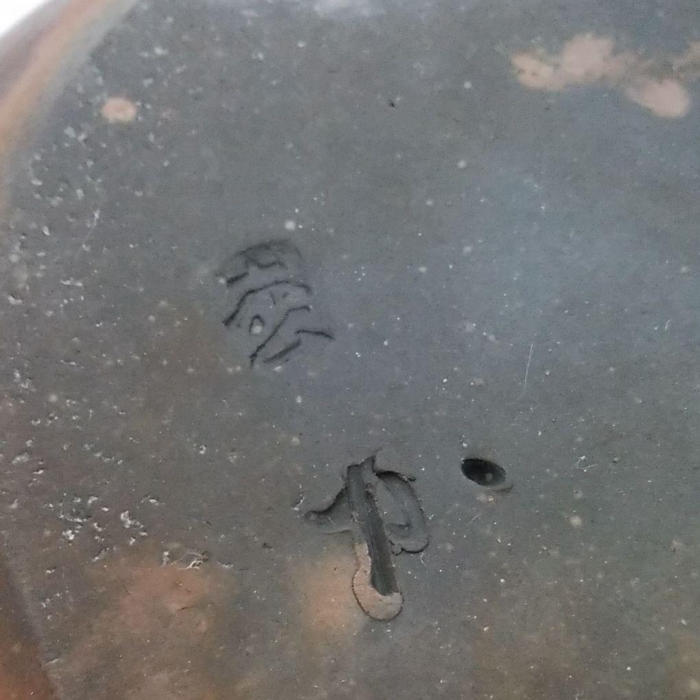 備前焼花瓶➕石造の置き 台