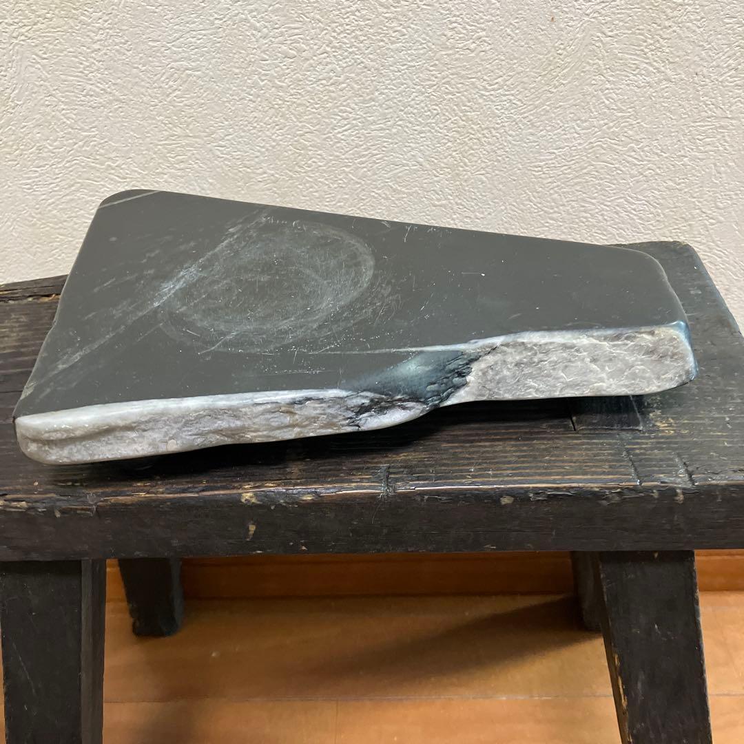 備前焼花瓶➕石造の置き 台