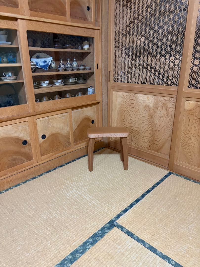 1331建具屋58年のおじいさんの手作り木製サイドテーブル、イス、スツール