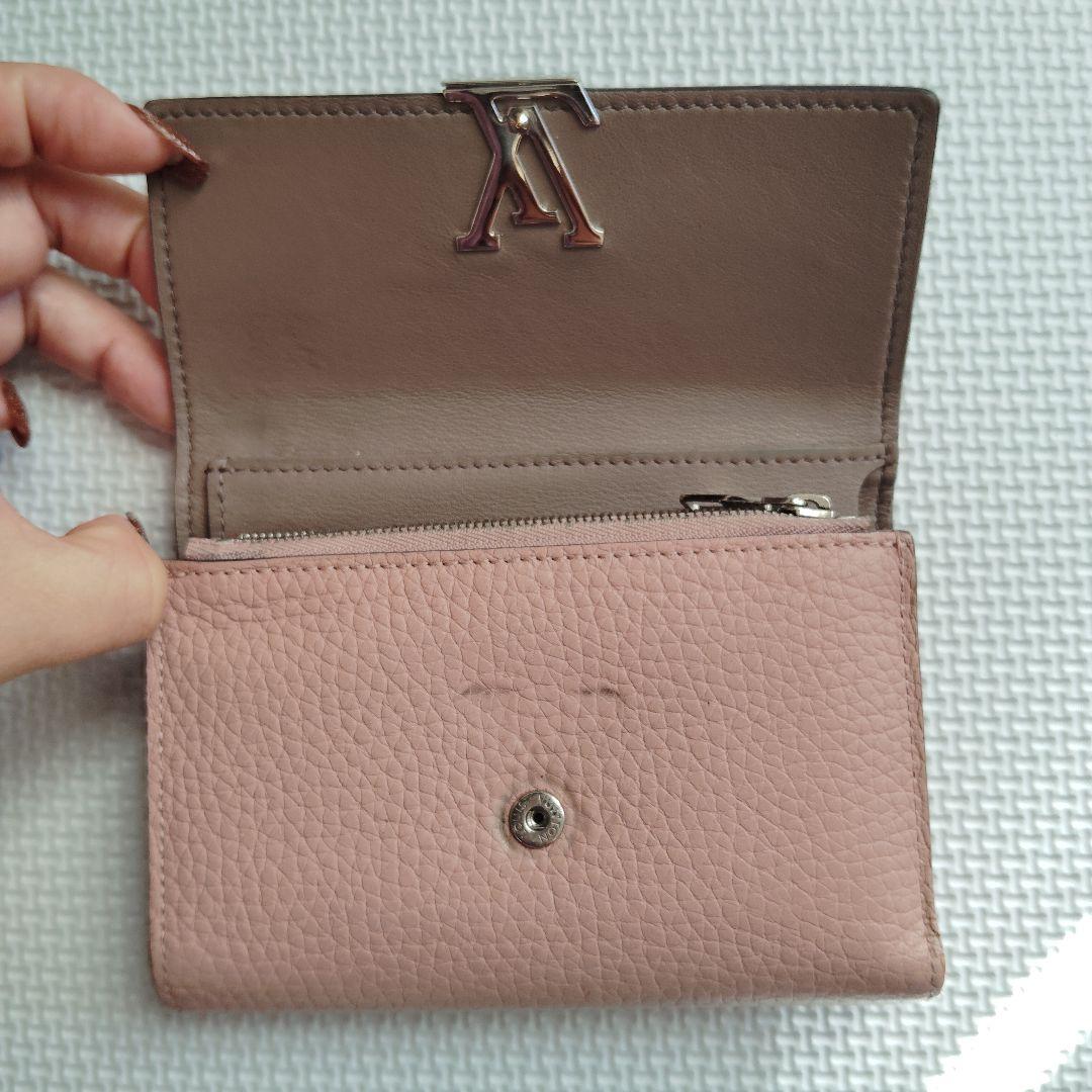 ルイヴィトン ポルトフォイユ カプシーヌ コンパクト 三つ折り財布