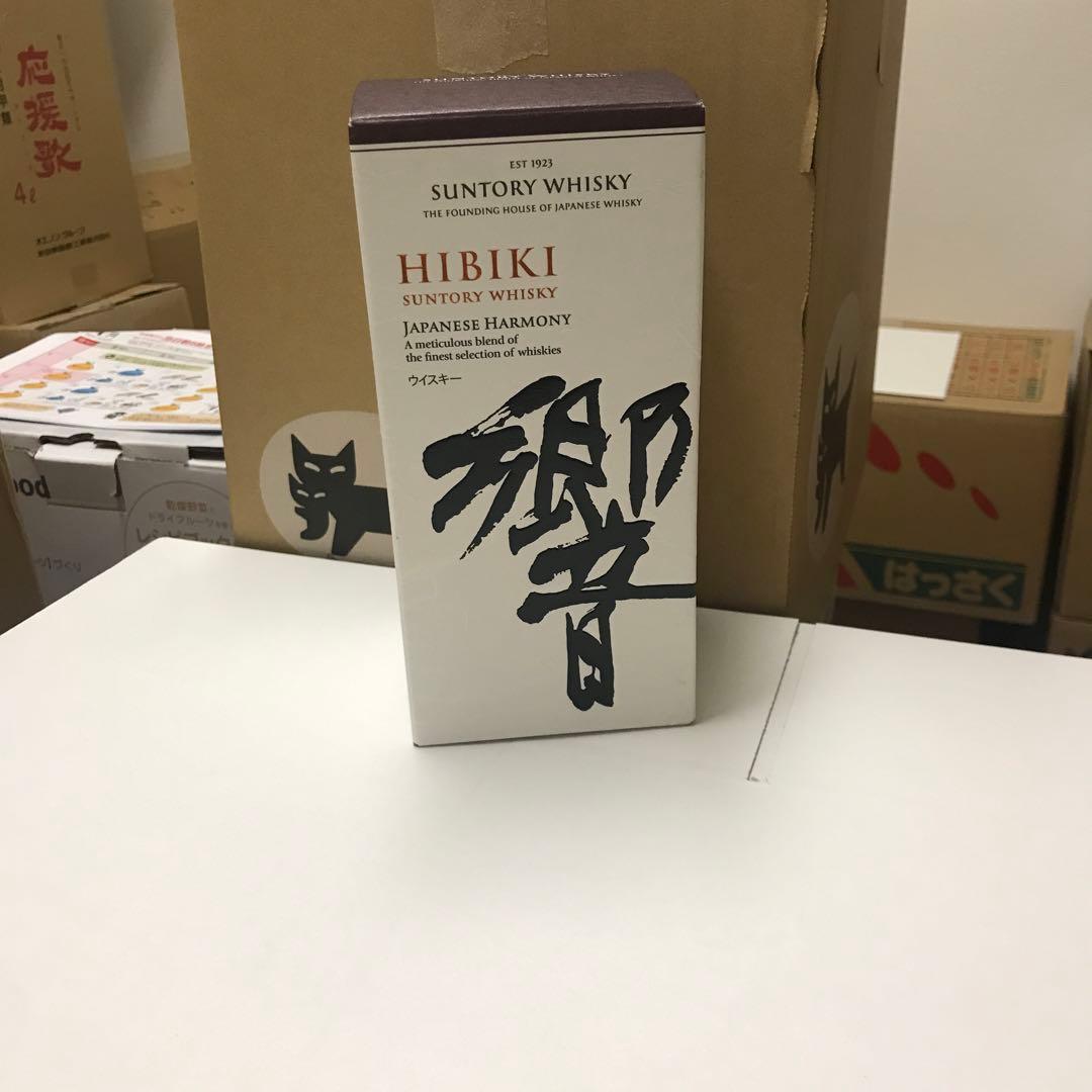 サントリーウイスキー　響　ジャパニーズハーモニー700ml箱付き