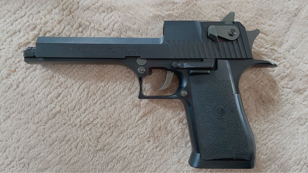 ま*ん様 デジコン　イーグル44マグナム