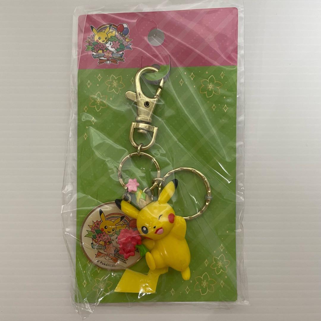 ポケモンセンター 20周年 キーホルダー 缶バッジ ペン メモスタンド