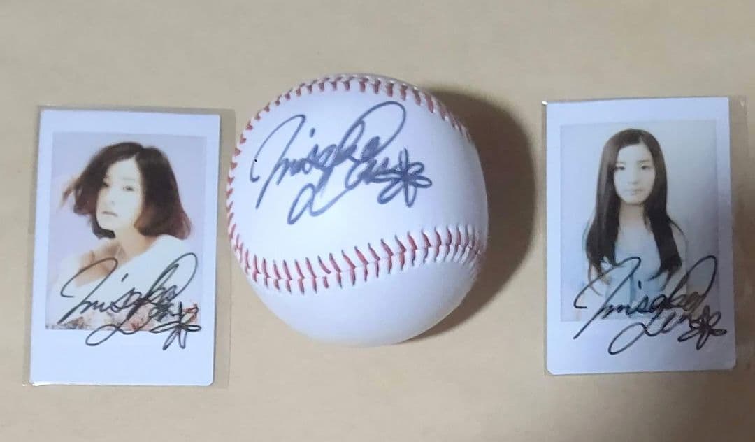 ★即購入❌️レア★蓮佛美沙子 サインボール、えなこ、壇蜜　写真集