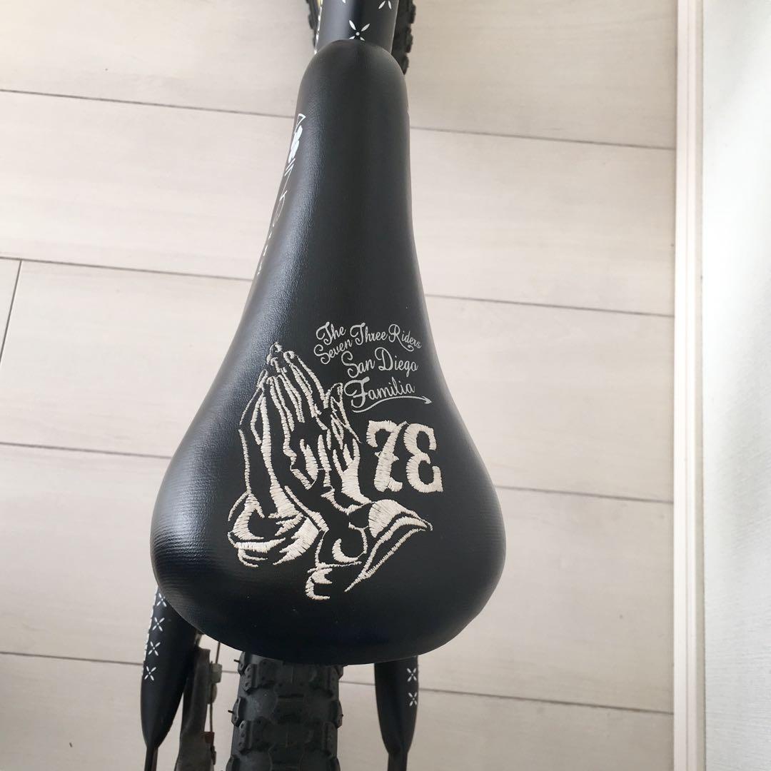 4ing kids ペダルなし自転車　ストライダー　限定　完売商品　レア