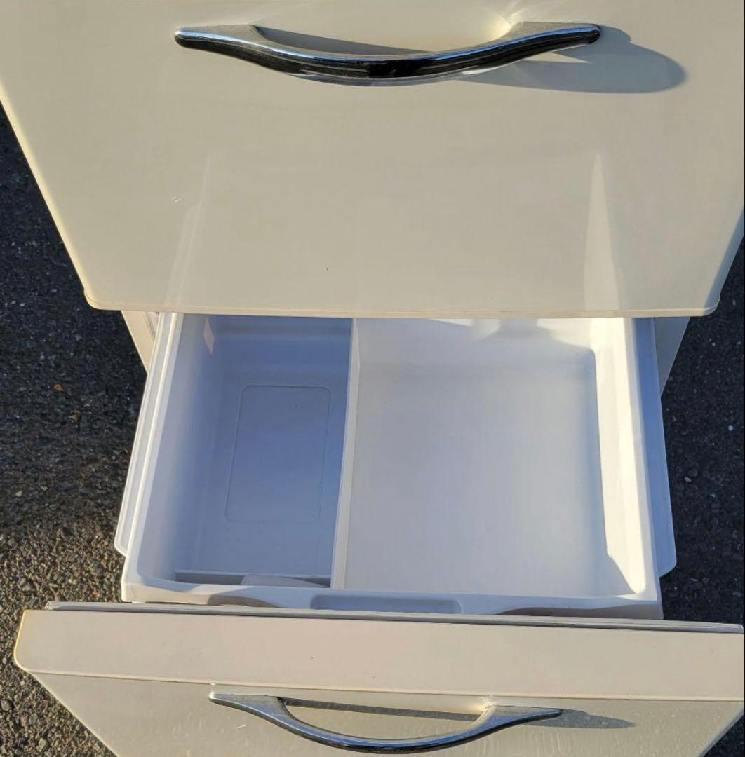 1/14発送　人気レトロデザイン 日立 3ドア 冷凍冷蔵庫 265L