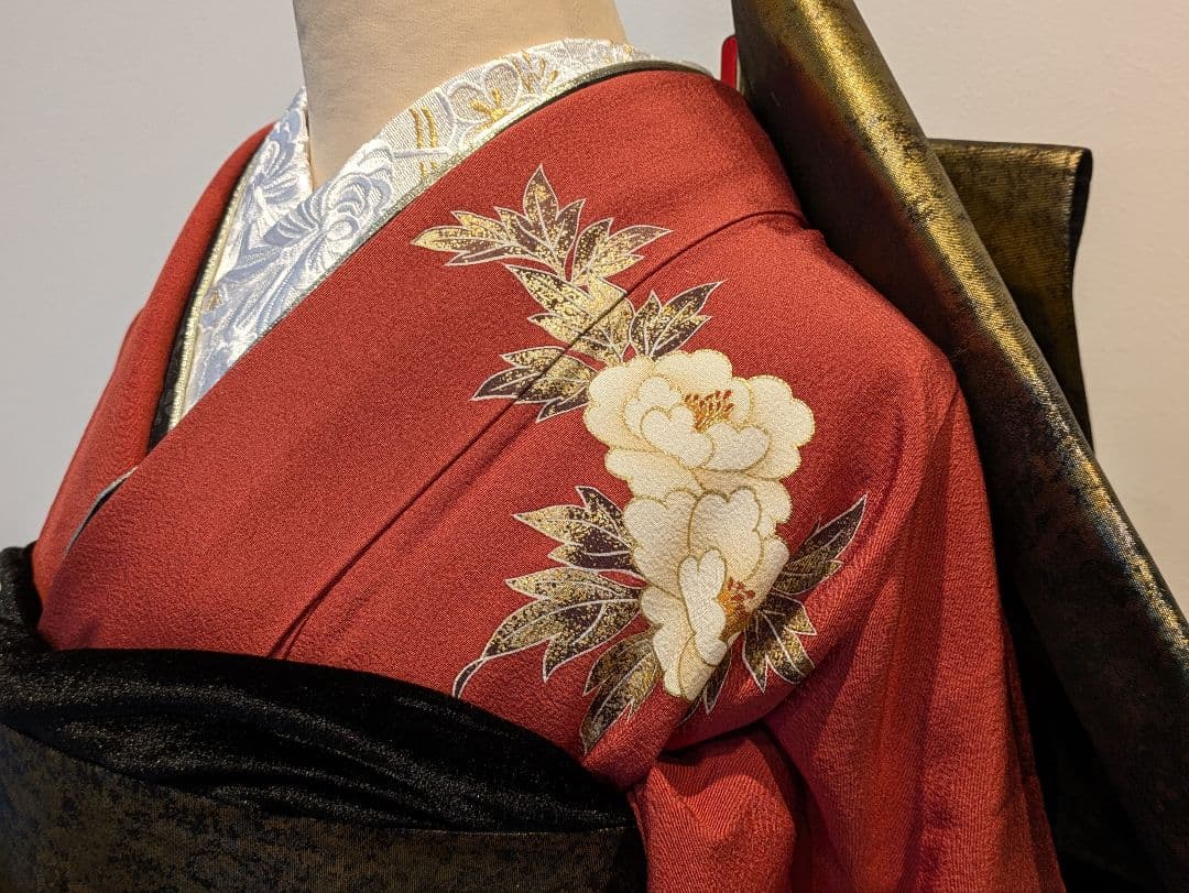 振袖フルセット 身丈166裄68 赤 金彩 暈し染め 鈴乃屋 成人式 逸品