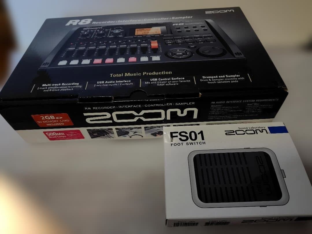 ZOOM R8 マルチトラックレコーダー